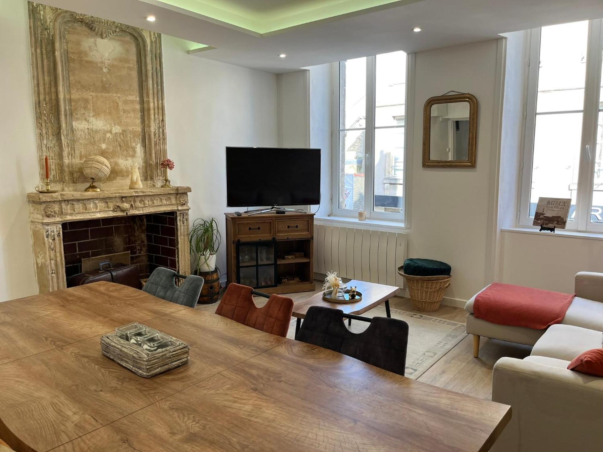 Bayeux Apartment *